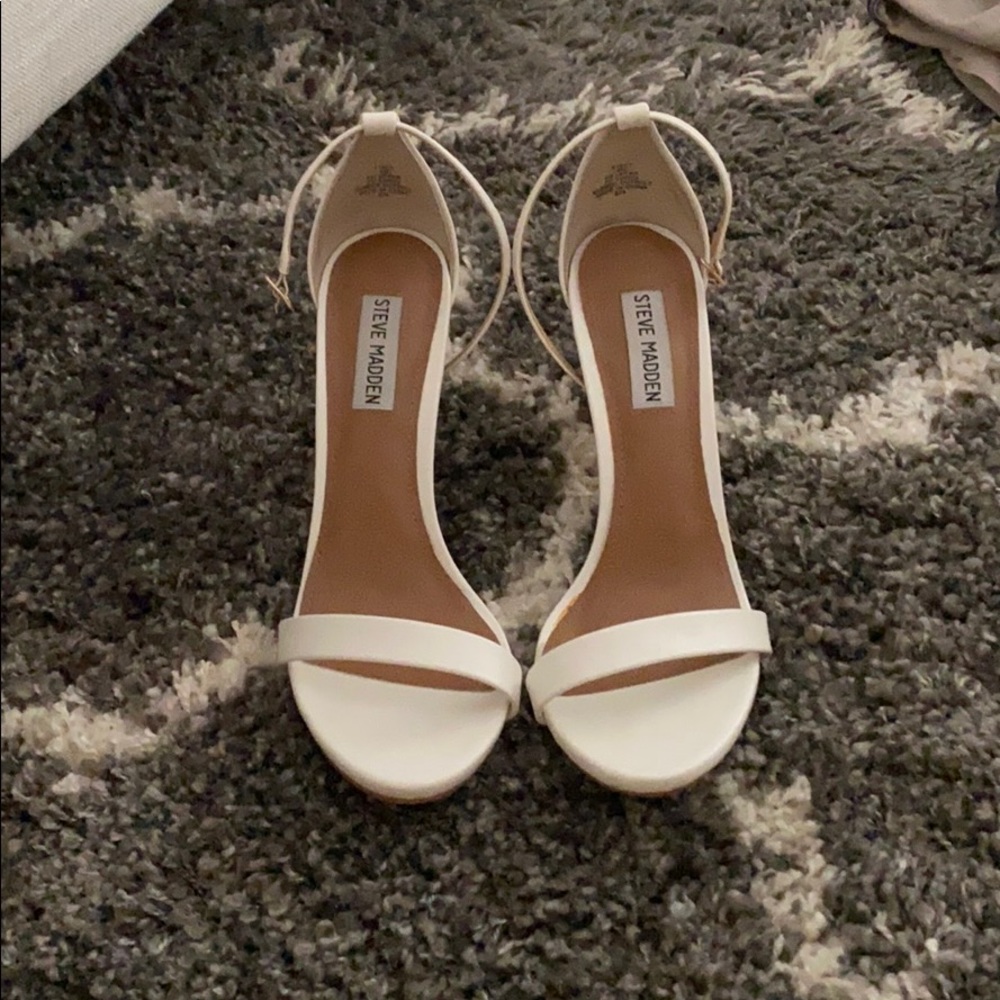 Steve Madden white heels only worn twice